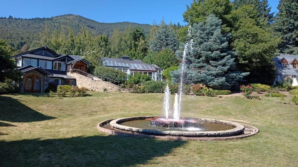 Апарт отель Rupu Pehuen Сан-Карлос-де-Барилоче Экстерьер фото